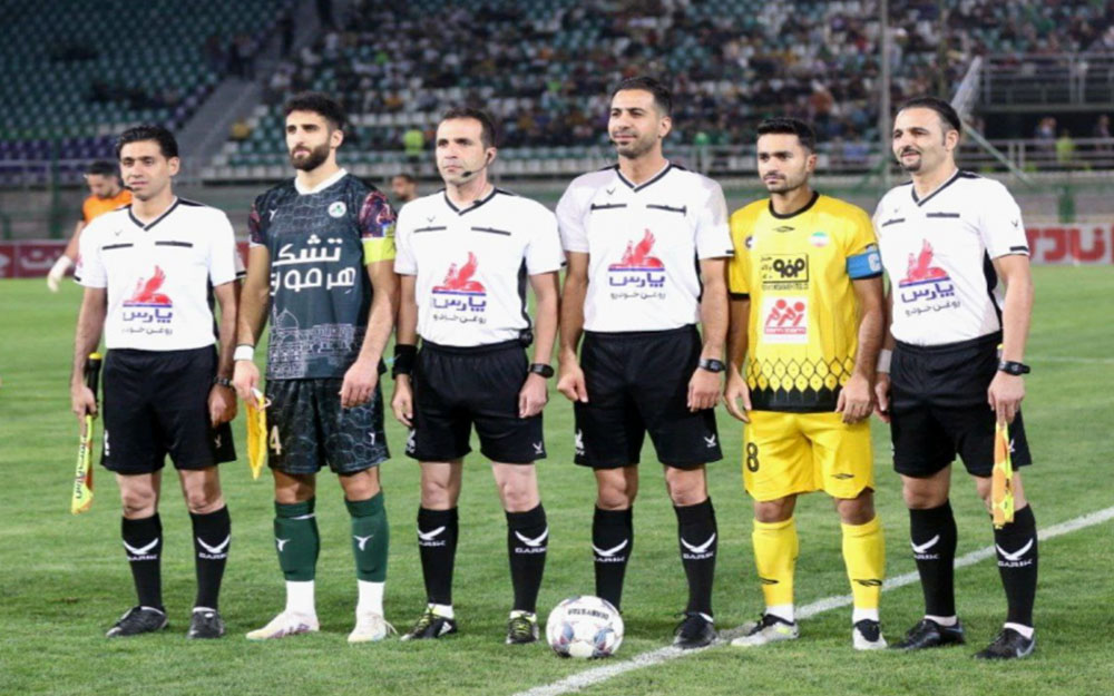 مجله فوتبالی گزارش زنده، ذوبآهن 0- سپاهان 0 - مجله فوتبالی مجله فوتبالی گزارش زنده، ذوبآهن 0- سپاهان 0