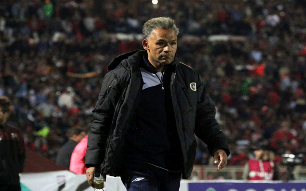 خداحافظی مورایس با چند جمله کوتاه قطعی شد - مجله فوتبالی خداحافظی مورایس با چند جمله کوتاه قطعی شد!