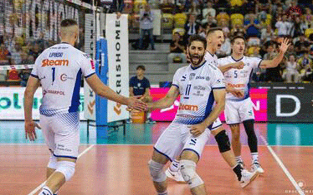 آتشبازی کاپیتان ایران: یک غول دیگر از پا در آمد! - مجله فوتبالی آتشبازی کاپیتان ایران: یک غول دیگر از پا در آمد!