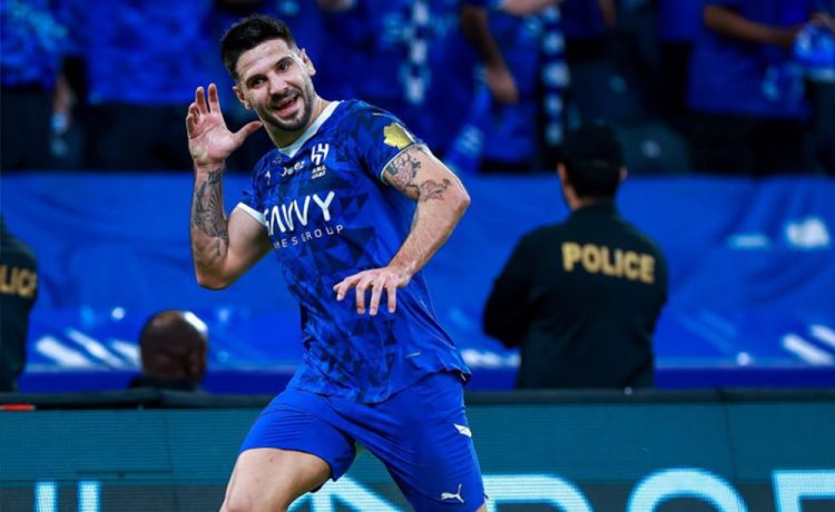 الهلال 4 روز پس از استقلال صدرنشین شد