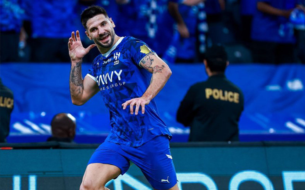 الهلال 4 روز پس از استقلال صدرنشین شد