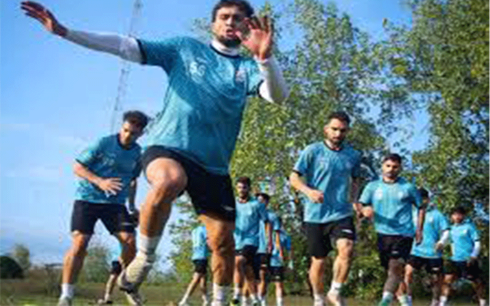 تمرین پاییزی ملوان با چهرههای جوان مجله فوتبالی تمرین پاییزی ملوان با چهرههای جوان