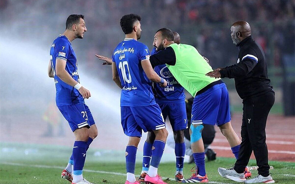 احتمال سقوط استقلال به رتبه چهاردهم لیگ! - مجله فوتبالی احتمال سقوط استقلال به رتبه چهاردهم لیگ!