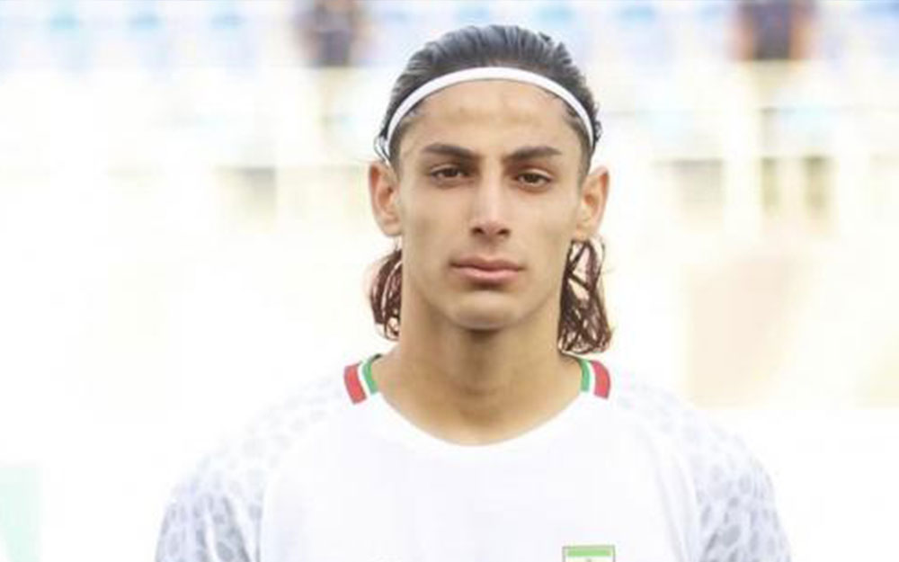 زمان، هدیه امیر قلعهنویی به ستاره ماخاچقلعه! - مجله فوتبالی زمان، هدیه امیر قلعهنویی به ستاره ماخاچقلعه!