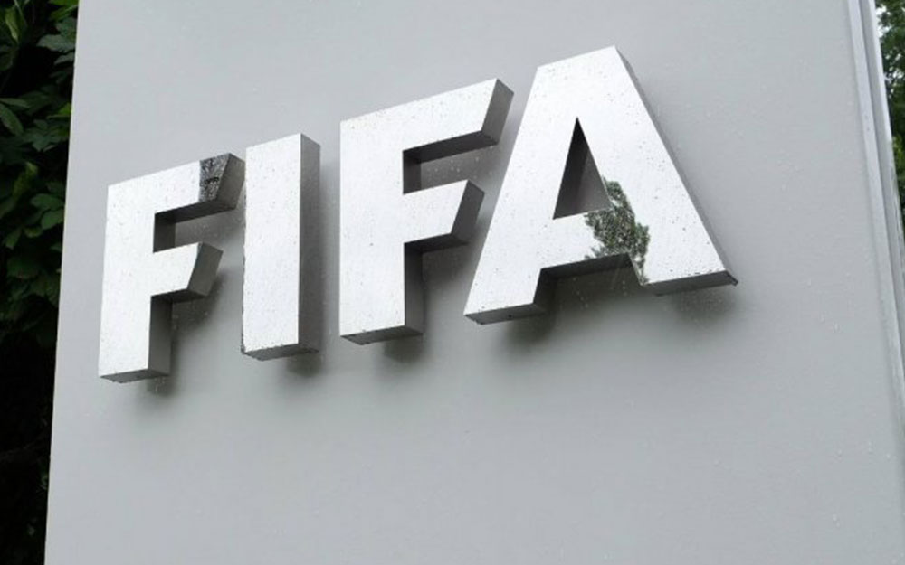 انقلاب در داوری فوتبال: جایگزین ویایآر در راه است - مجله فوتبالی انقلاب در داوری فوتبال: جایگزین ویایآر در راه است