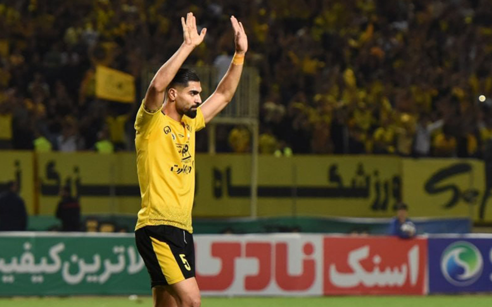 رضا اسدی بازیکنان سپاهان را کلافه کرد!