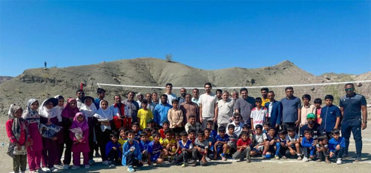 اقدام جذاب رئیس با همراهی ستاره‌های سابق و فعلی