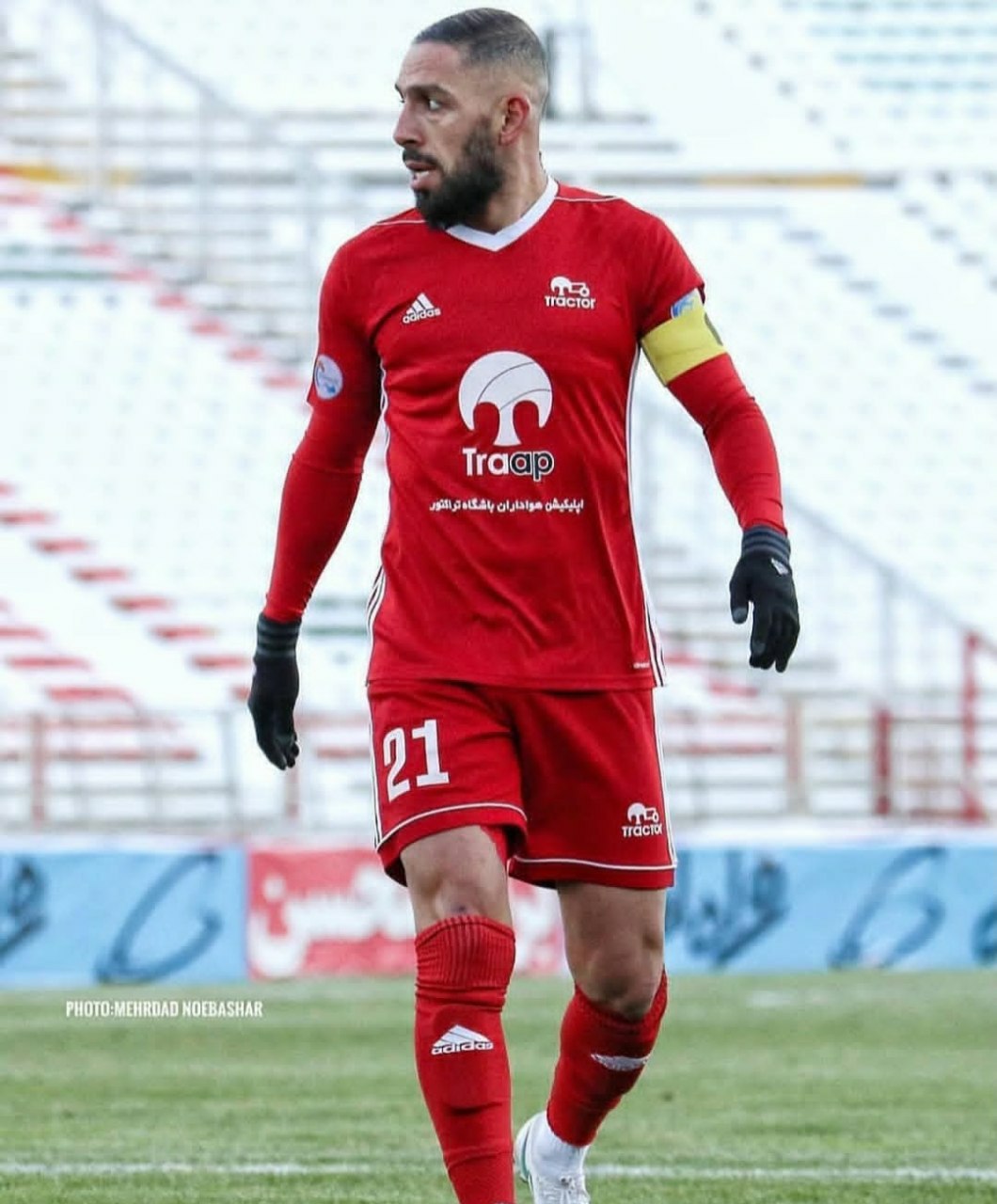 اشکان دژآگه تراکتور
