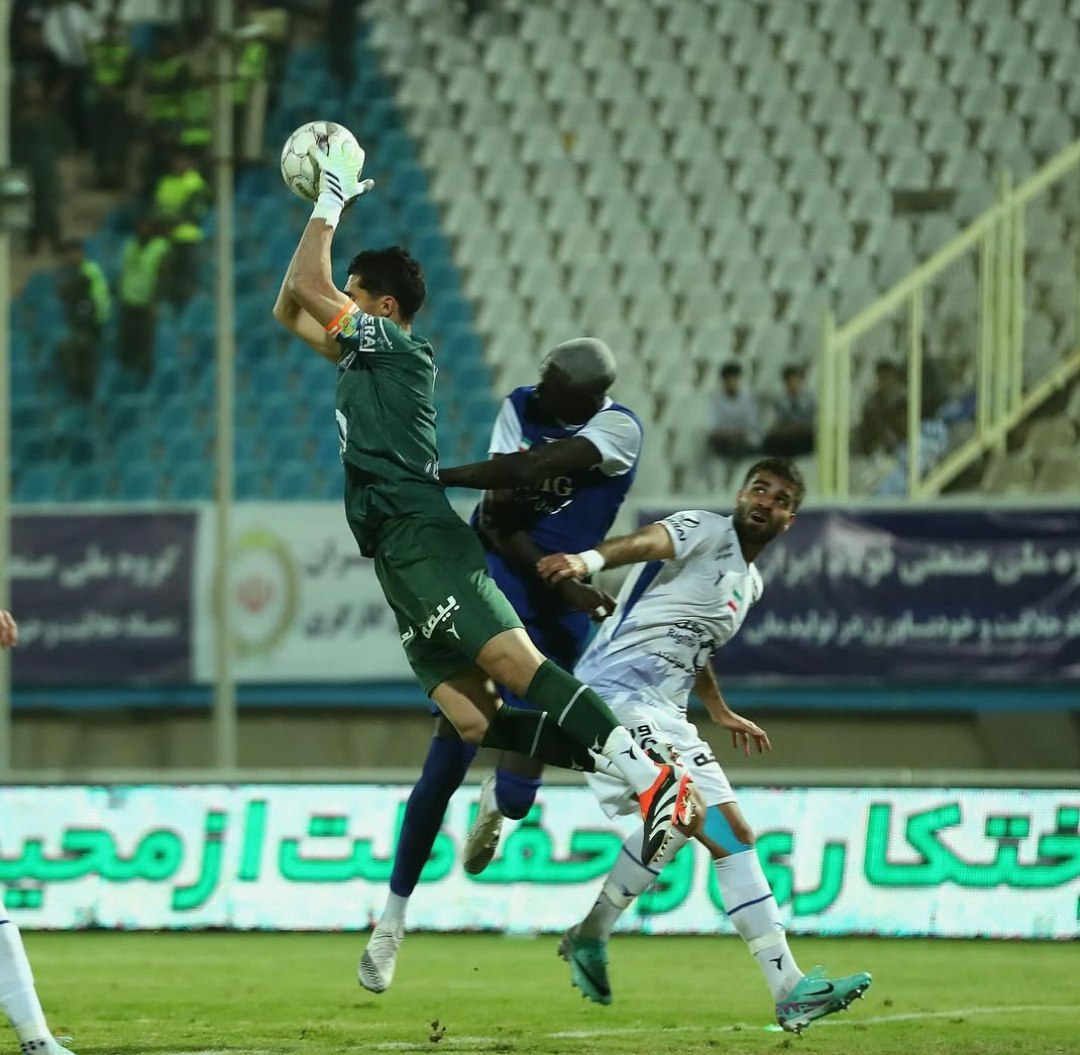 زندگی ورزشی حسین حسینی