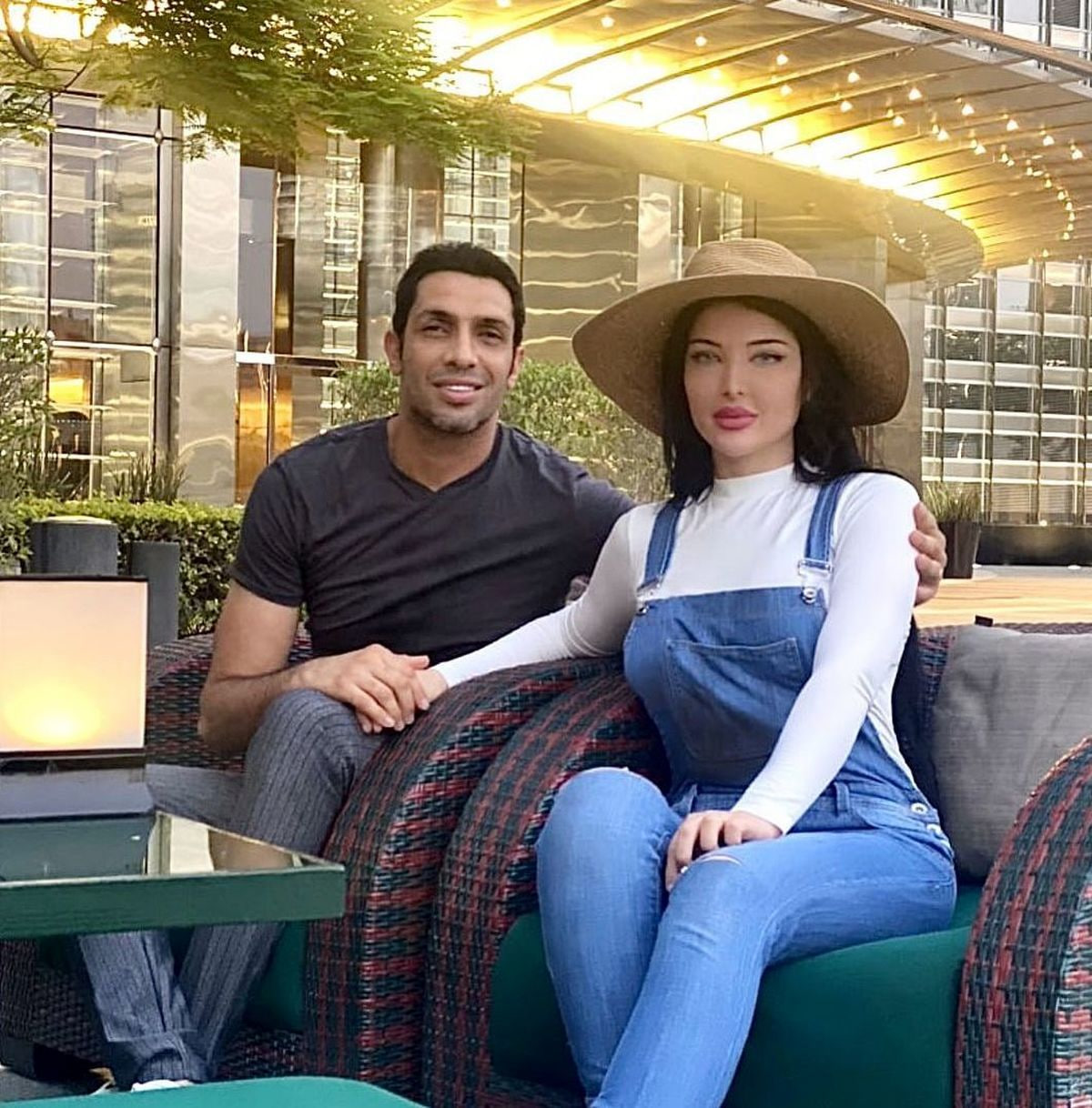 عکس همسر سپهر حیدری در دبی