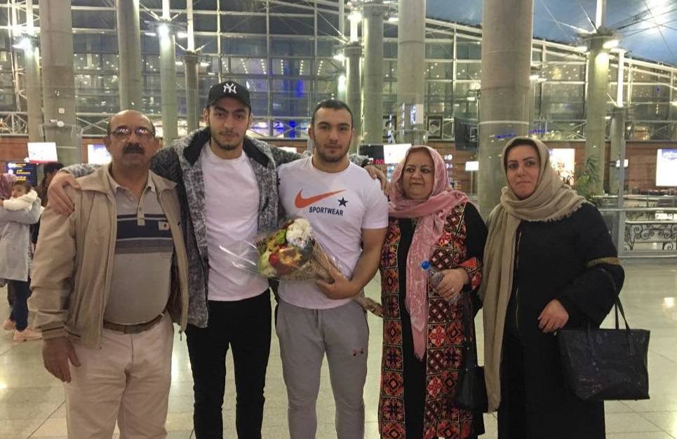 عکس خانوادگی امیرحسین زارع