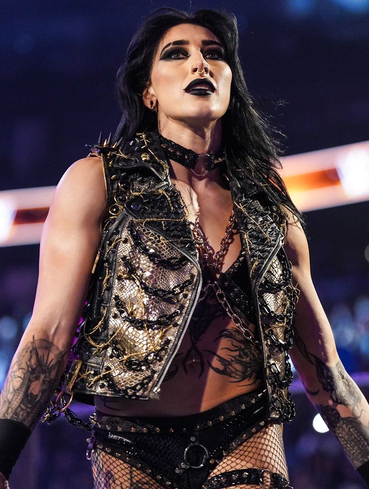 والپیپر ریا ریپلی برای کامپیوتر والپیپر ریا ریپلی برای کامپیوتر