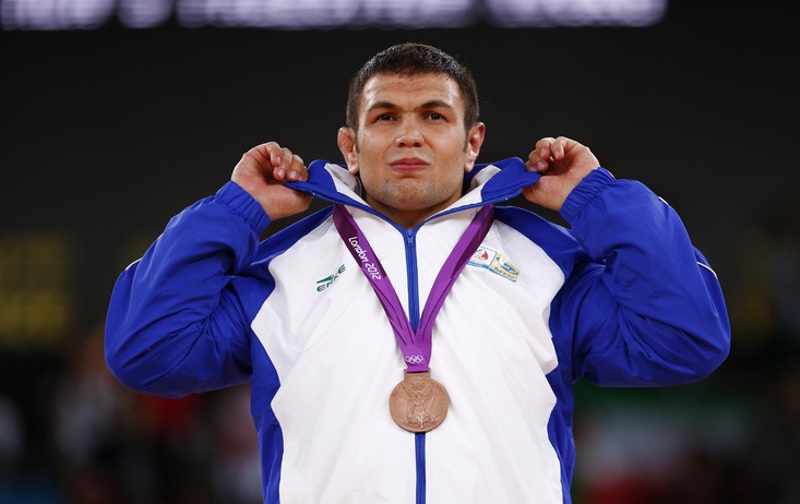 کمیل قاسمی طلای فوق سنگین کشتی آزاد