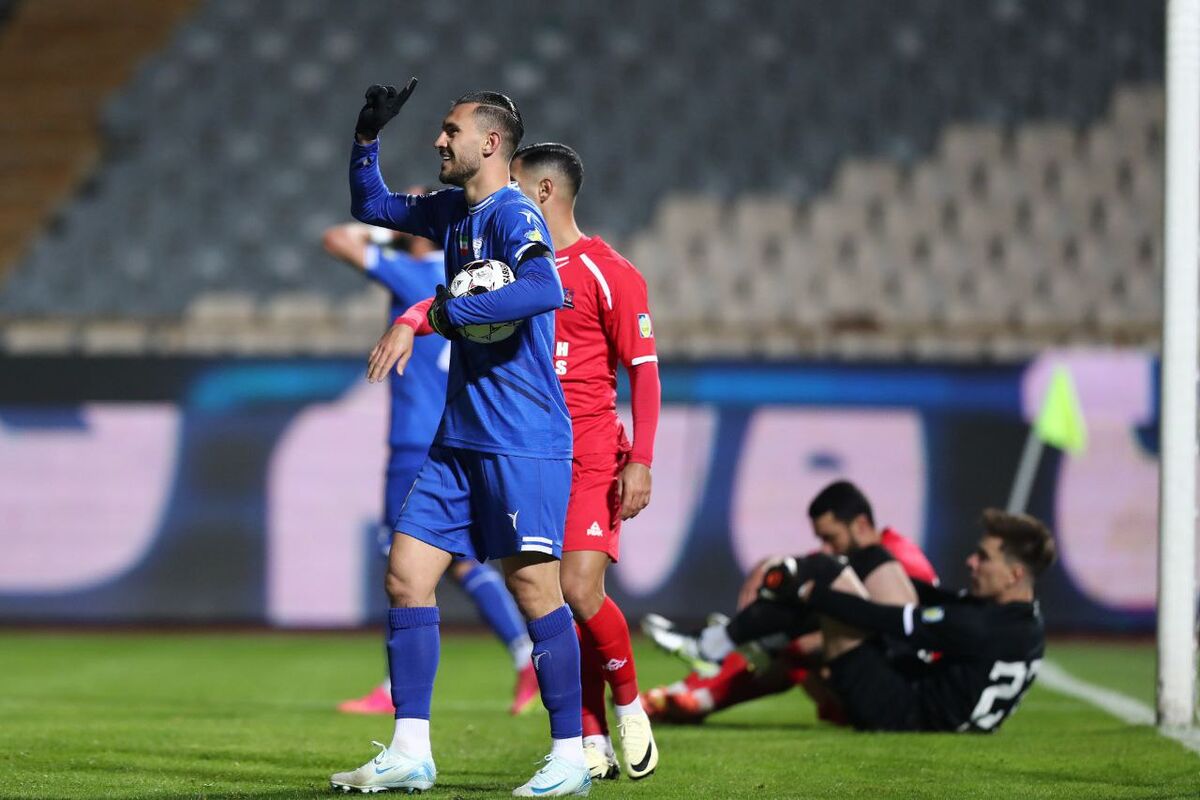 محمدرضا آزادی تیم‌ملی امید ایران