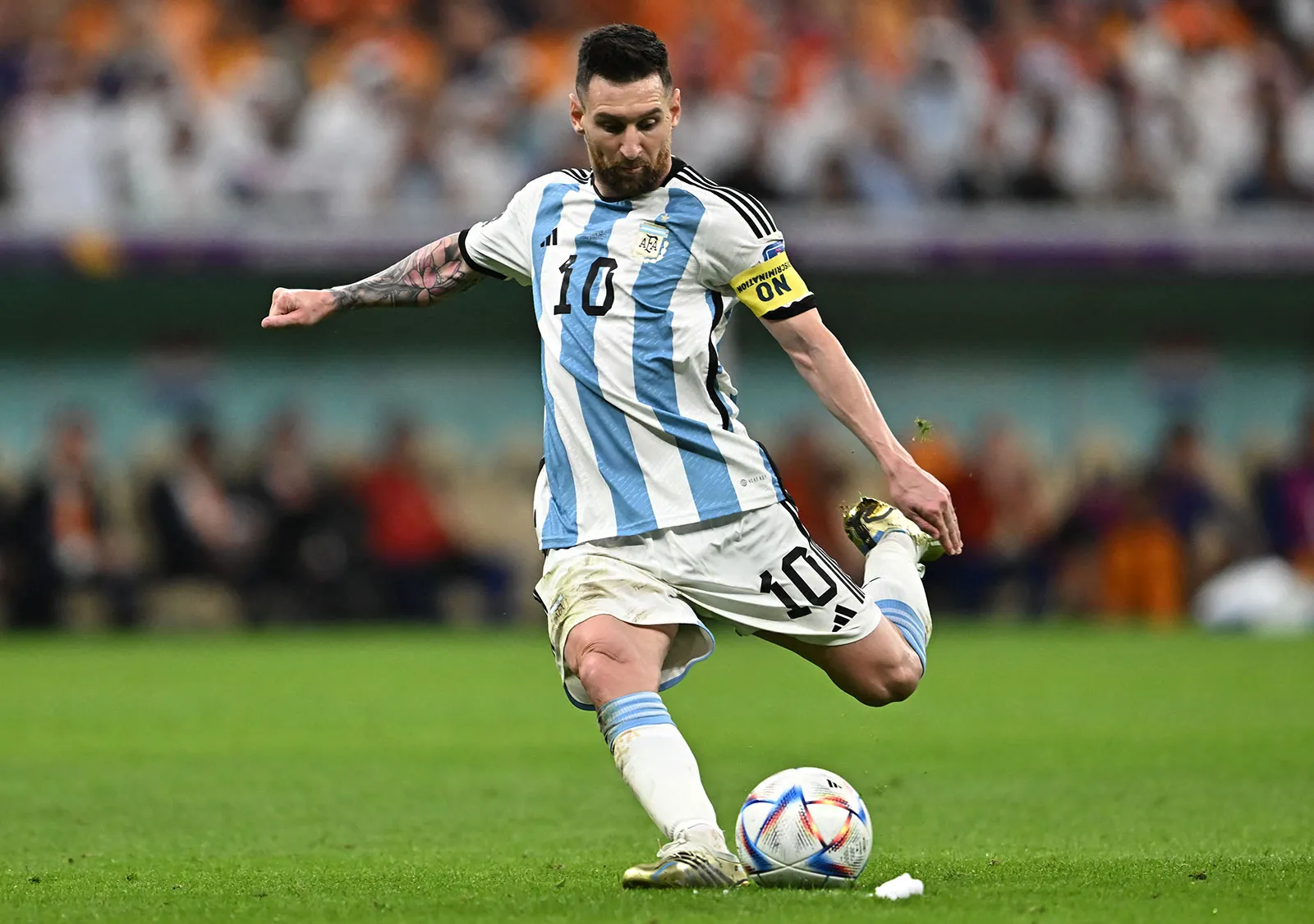 wallpaper for laptop Lionel Messi