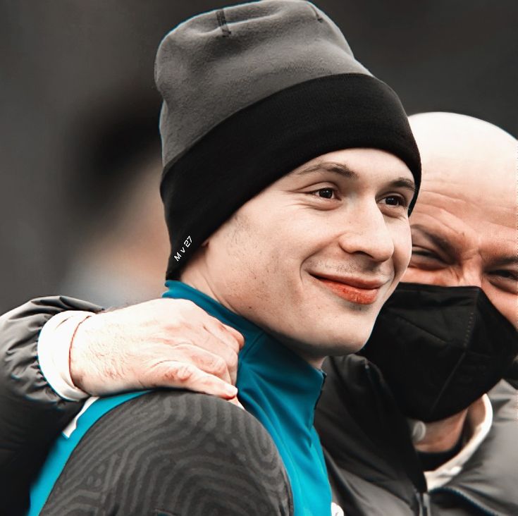 نیکولو بارلا عکس پروفایل نیکولو بارلا عکس پروفایل