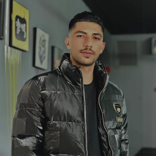عکس پروفایل مهدی لیموچی