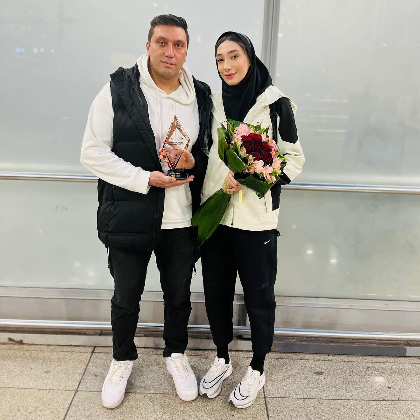 عکس مبینا نعمت زاده و پدرش