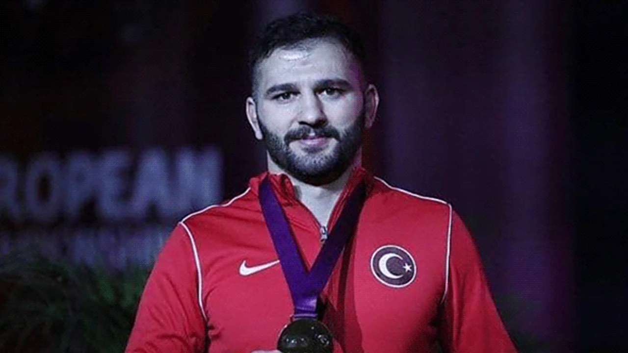عکس پروفایل محمد آکدنیز