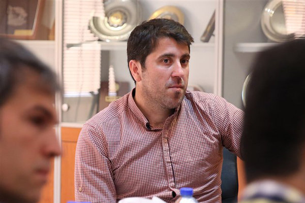 امیر حسینی والپیپر 