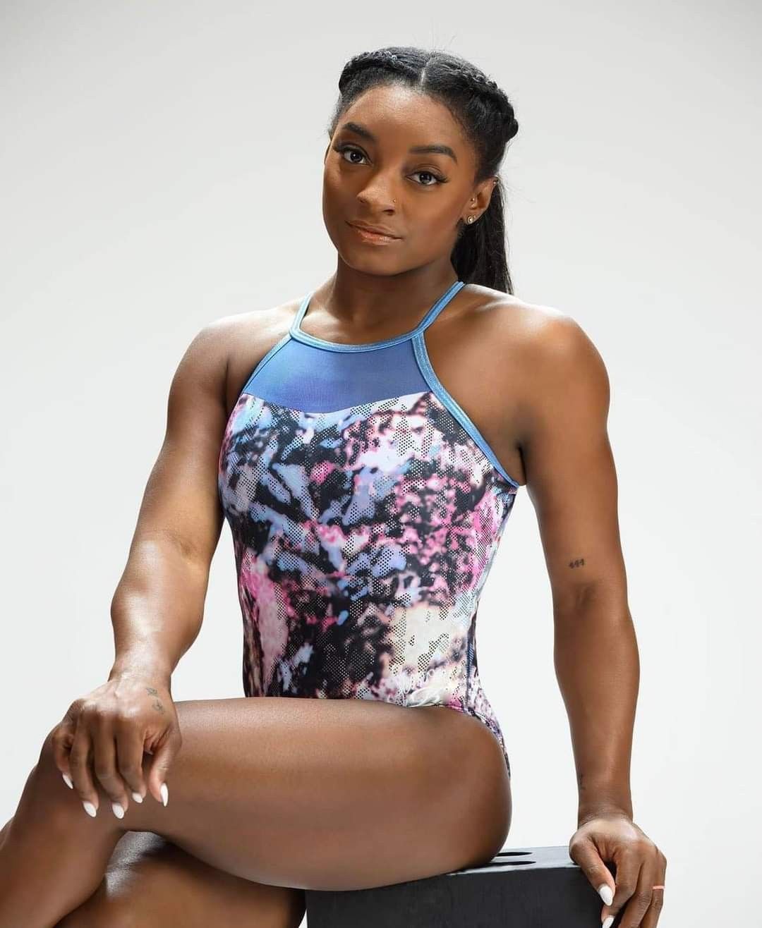 Simone Biles wallpaper hd