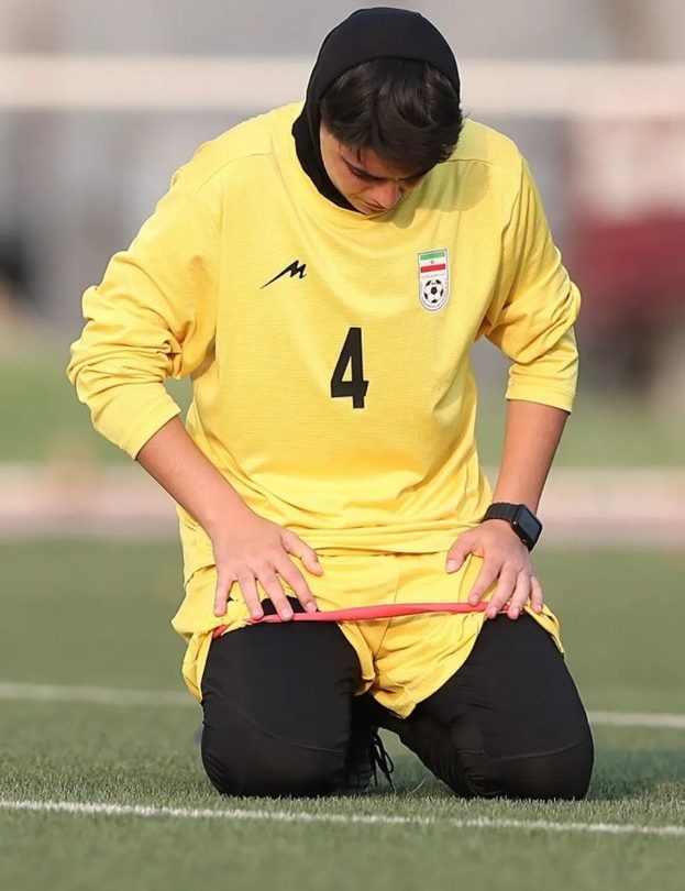سمانه قمری والپیپر 