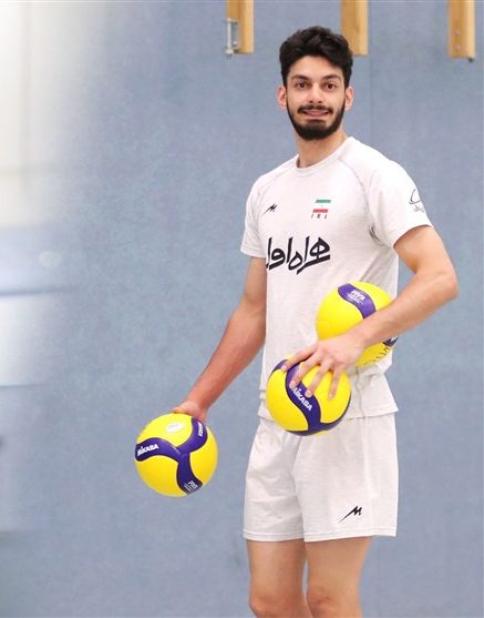والپیپر محمد ولی زاده برای کامپیوتر