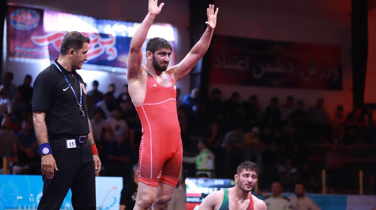 احمد بذری والپیپر