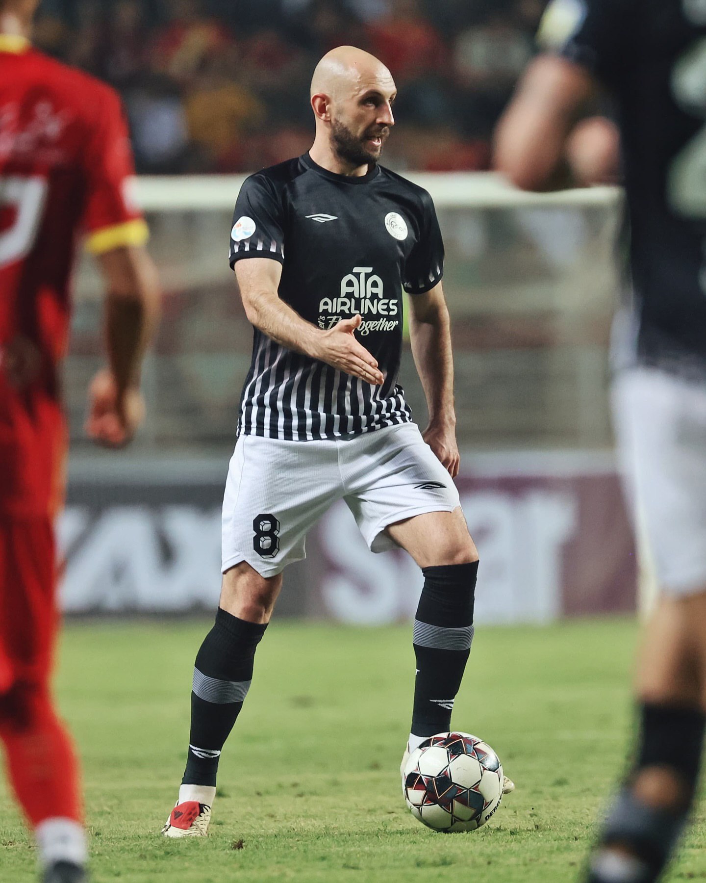 ایگور پوستونسکی والپیپر 