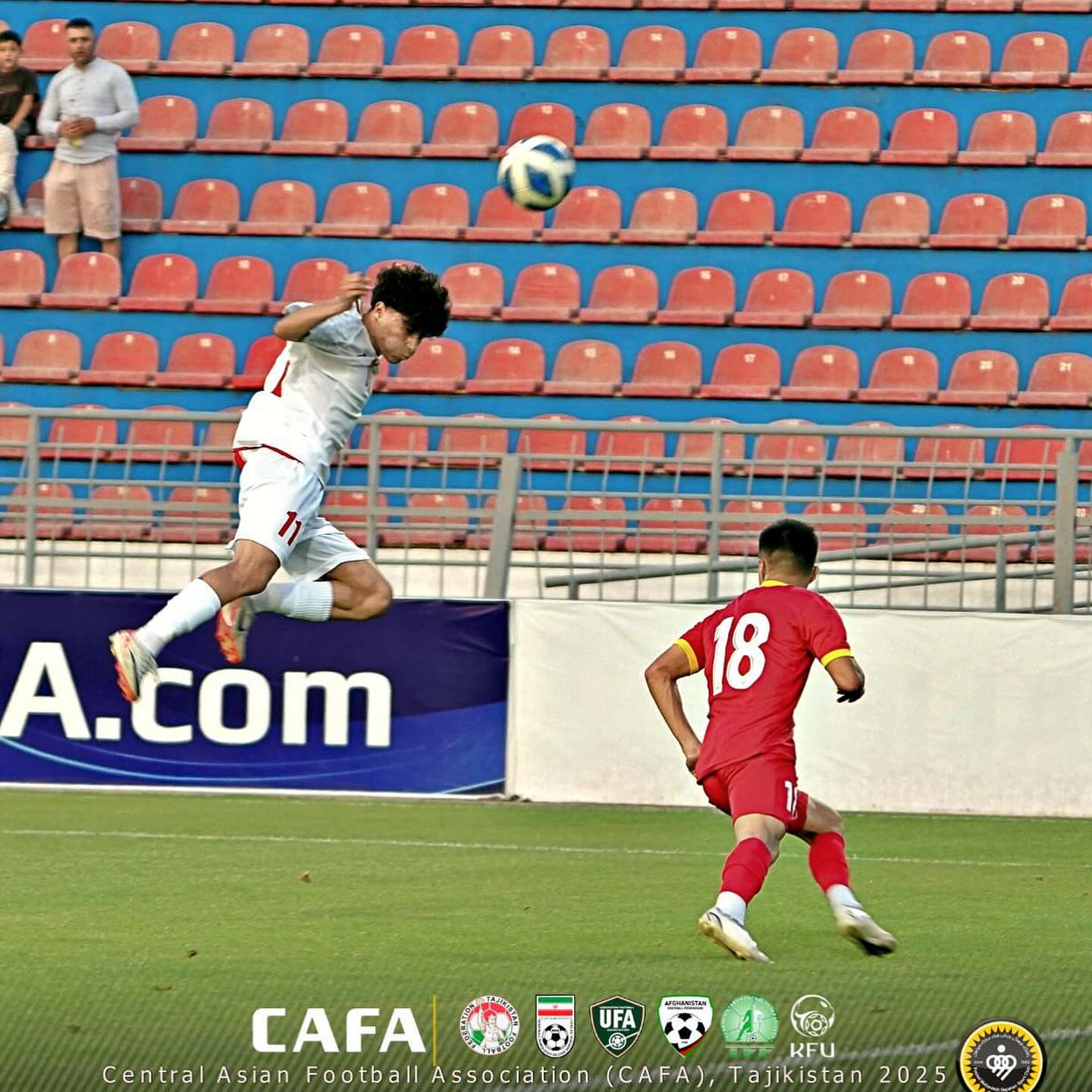 عکس های آریا شفیع دوست