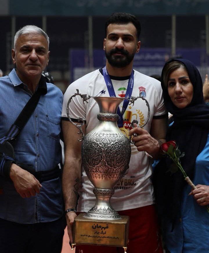 والپیپر علیرضا عبدالحمیدی
