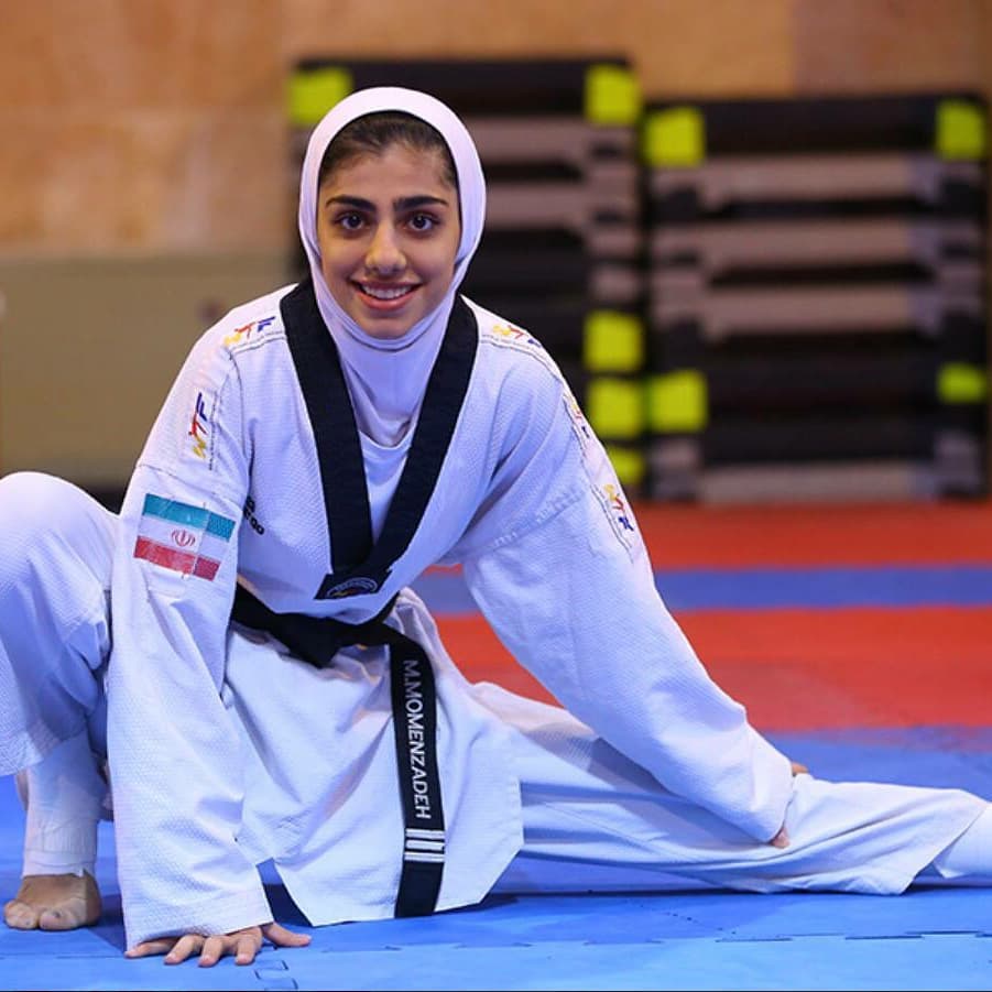 والپیپر مهلا مومن‌زاده برای کامپیوتر