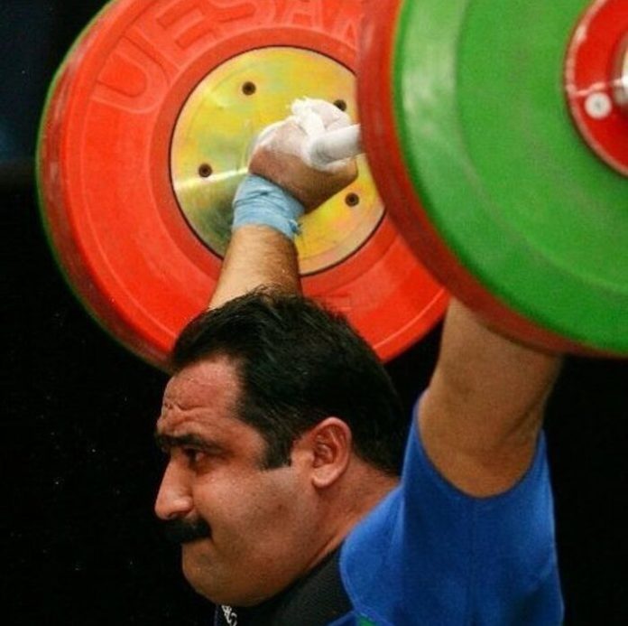 قهرمان وزنه‌برداری آسیا پرویز نورعلی‌پور