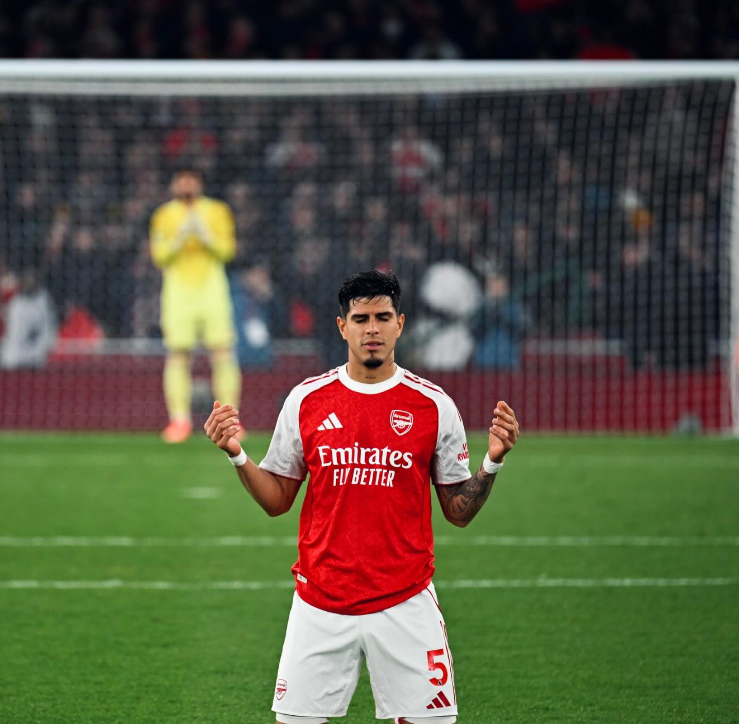 پیرو هینکپیه کیست