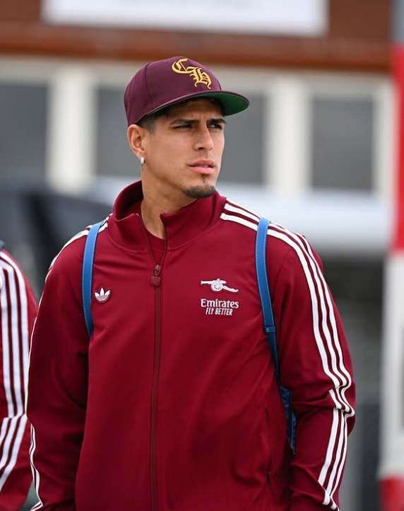 پیرو هینکپیه عکس ها