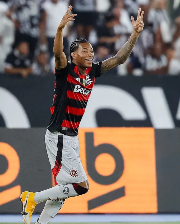 گونزالو پلاتا عکس ها