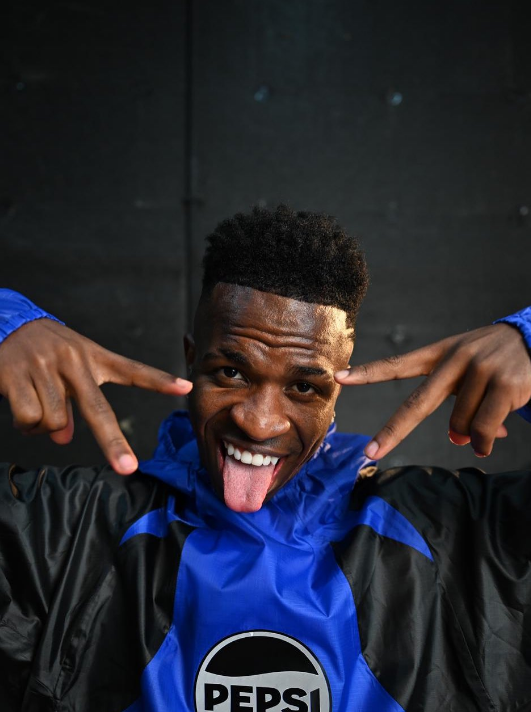 عکس وینیسیوس جونیور فوتبالیست