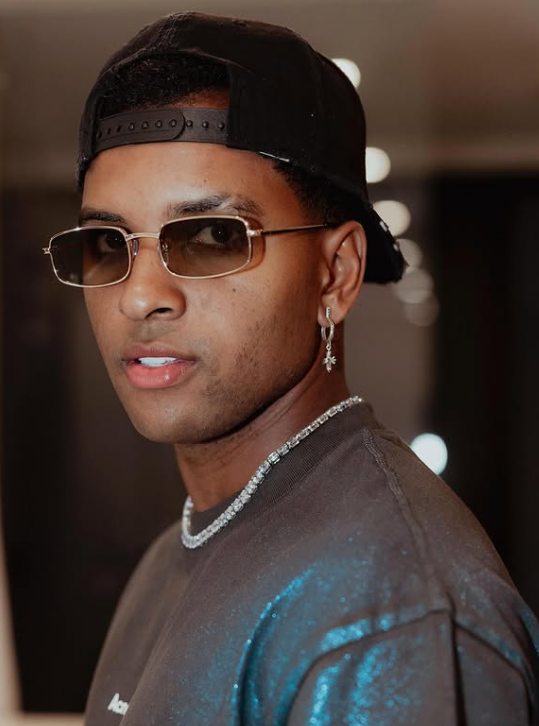 رودریگو عکس فوتبالی