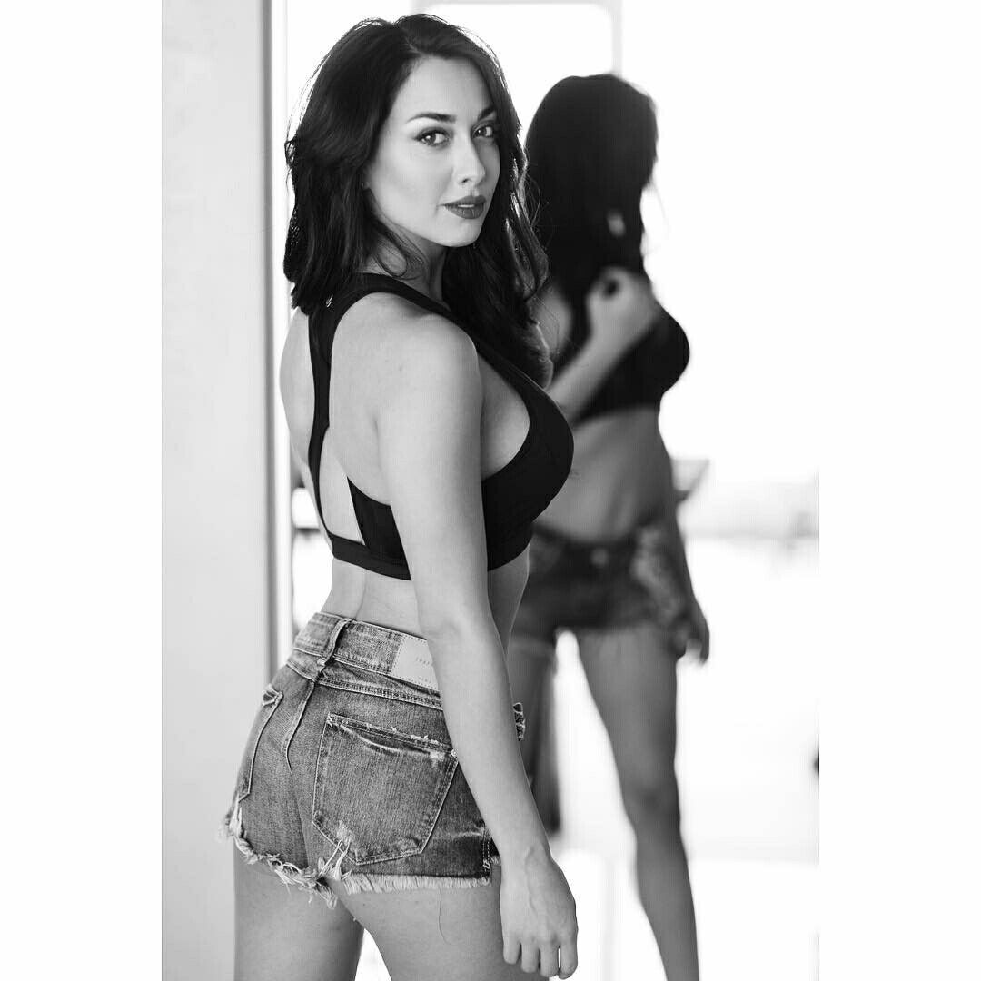 صدف طاهریان xxx - مجله فوتبالی صدف طاهریان xxx