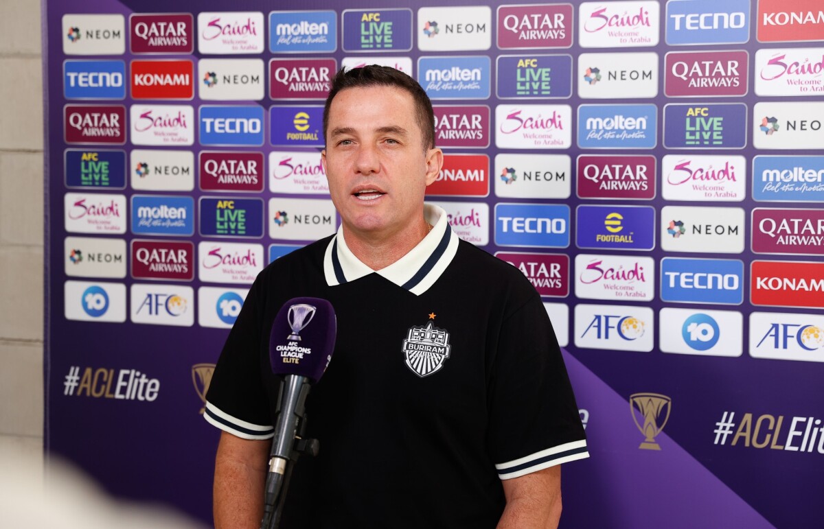 عکس اوسمار ویرا مربی پرسپولیس عکس اوسمار ویرا مربی پرسپولیس