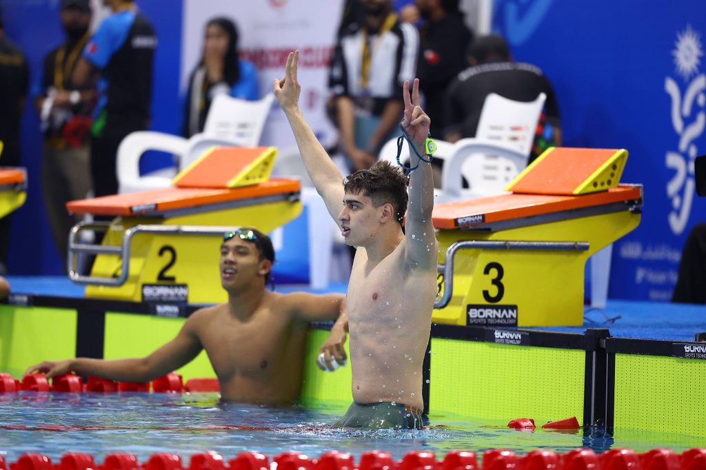 عکس محمد مهدی غلامی شنای پروانه  عکس محمد مهدی غلامی شنای پروانه