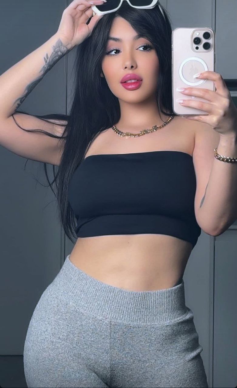 عکس نیلی افشار بدون لباس عکس نیلی افشار بدون لباس