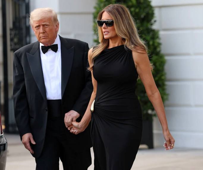 عکس ملانیا برای لپ تاپ 