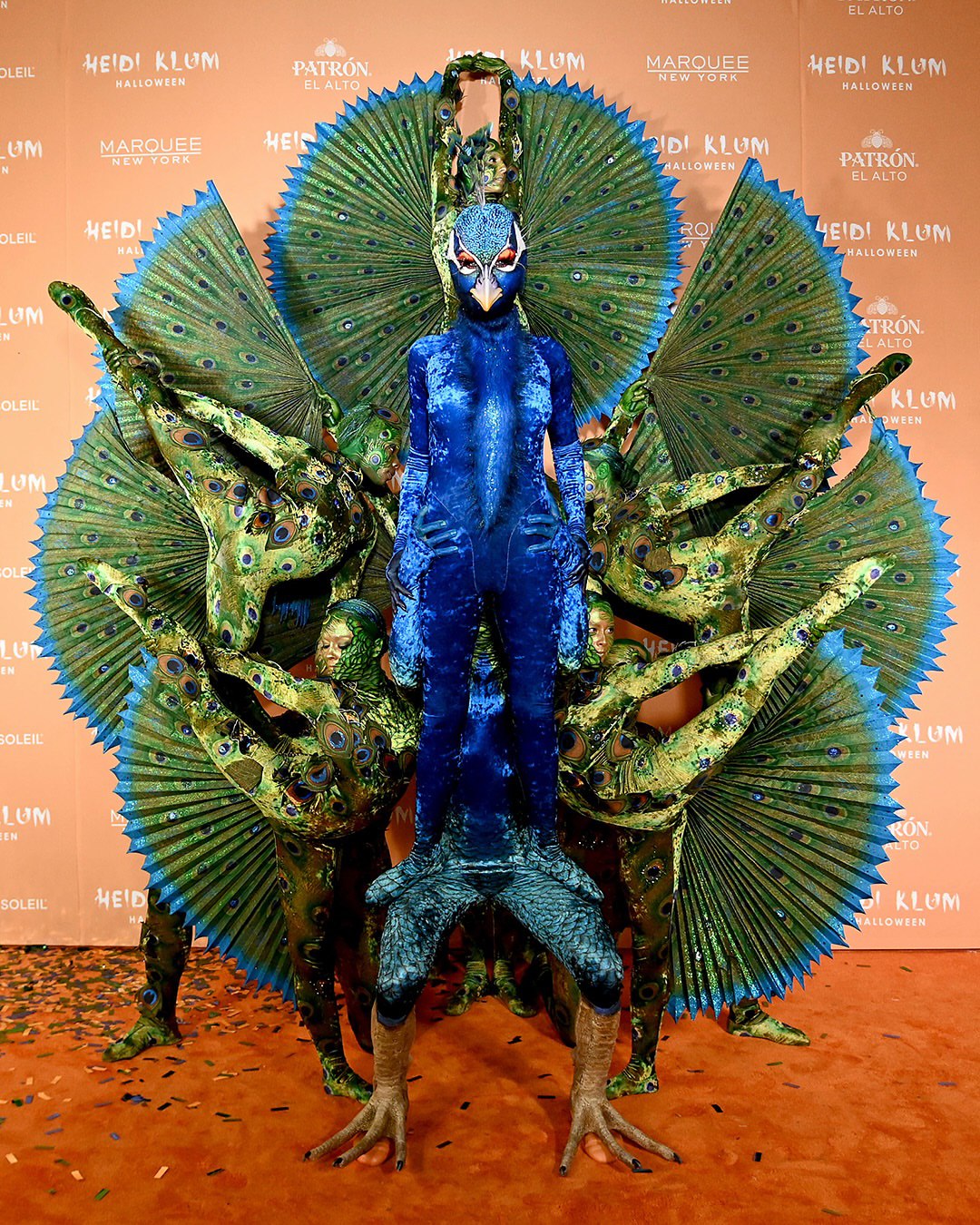 هایدی کلوم ملکه هالووین - مجله فوتبالی هایدی کلوم ملکه هالووین