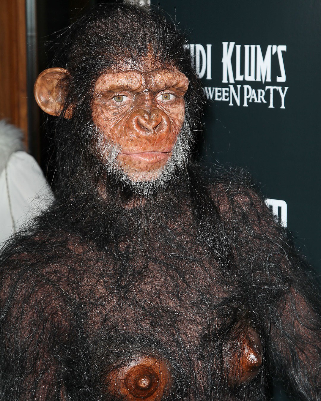 هایدی کلوم در مراسم هالووین - مجله فوتبالی هایدی کلوم در مراسم هالووین