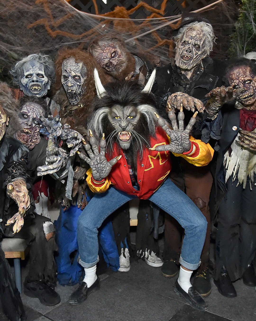 عکس هالووین بازیگران هالیوود 2025 - مجله فوتبالی عکس هالووین بازیگران هالیوود 2025