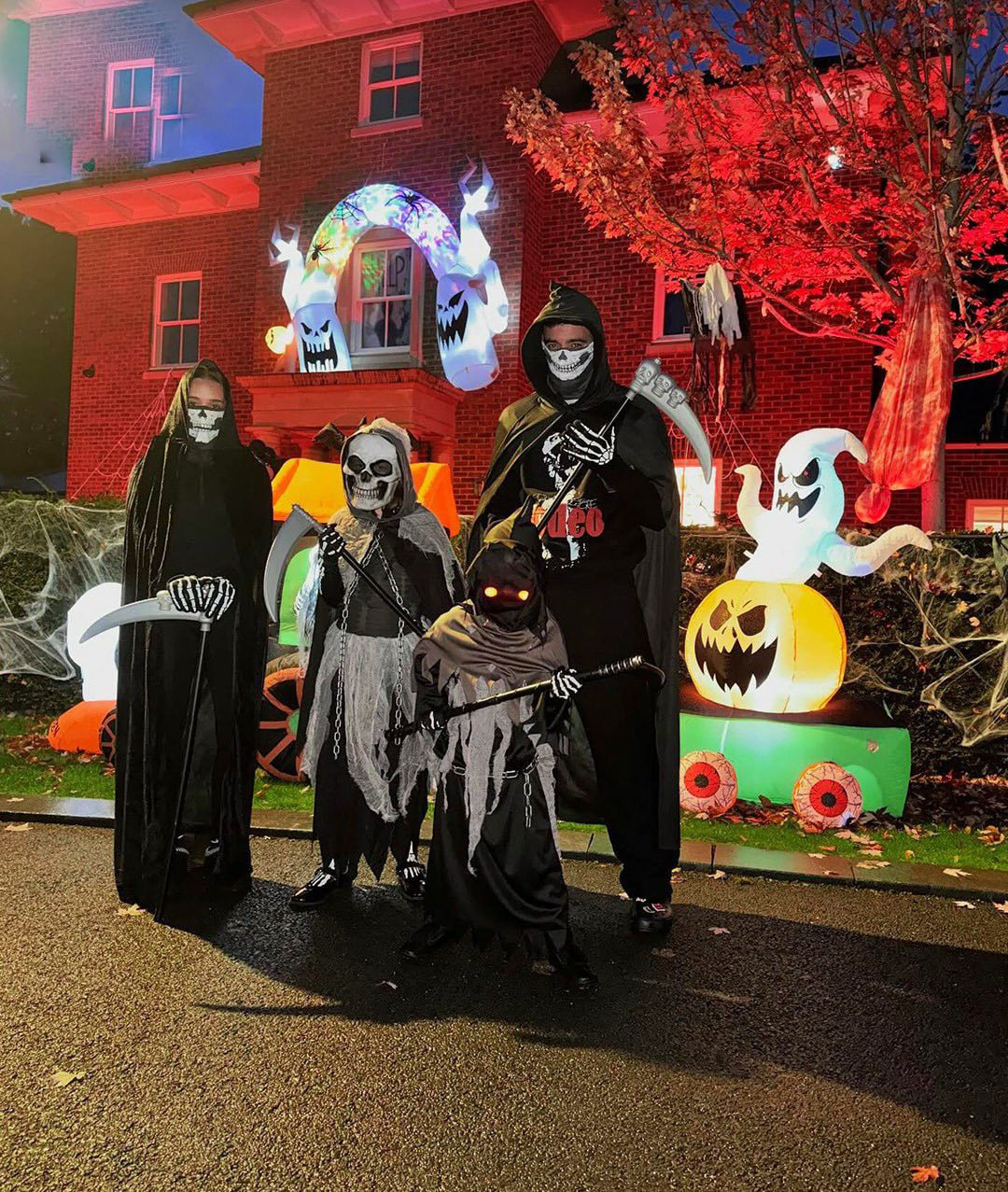 فوتبالیست ها در هالووین 2025